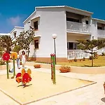 Aluasun Far Menorca Apartmanhotel 2*