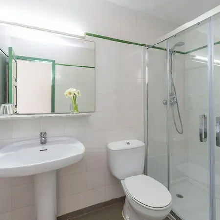 Lejlighedshotel Aluasun Far Menorca 2*