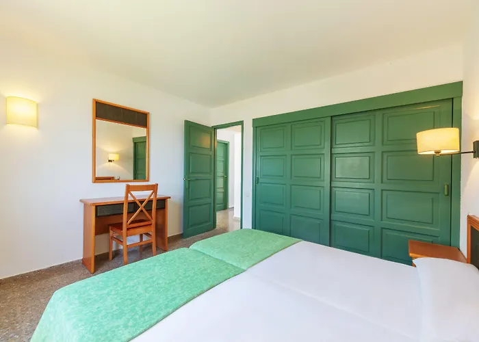 Aparthotel Aluasun Far Menorca