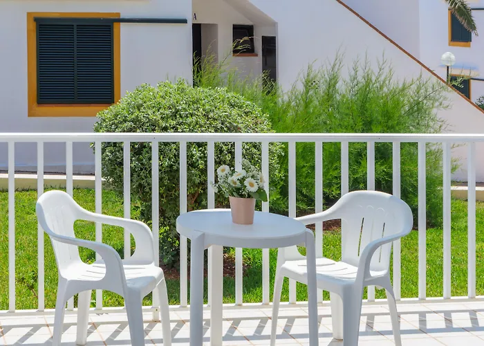 Aparthotel Aluasun Far Menorca