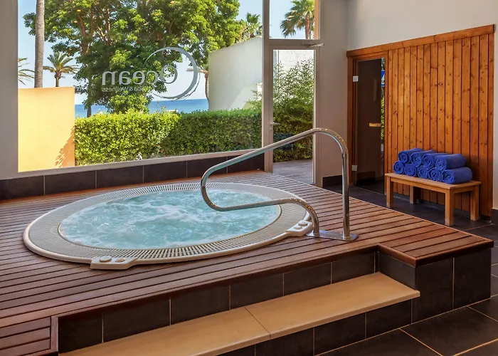 Aluasun Far Menorca S'Algar