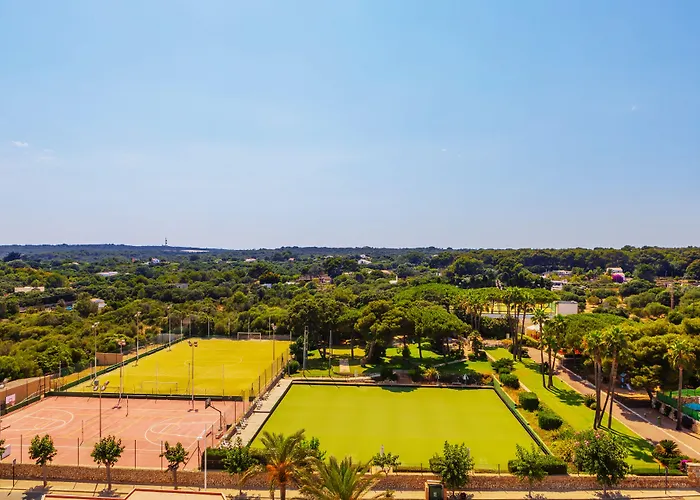 Aluasun Far Menorca Apartahotel 2*