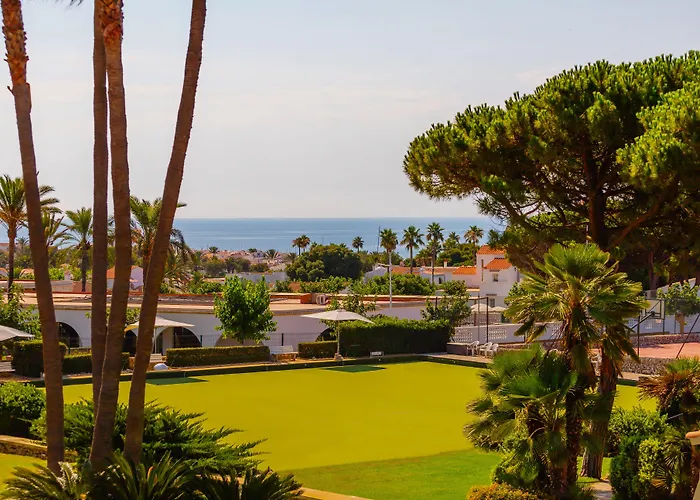 Apartahotel Aluasun Far Menorca