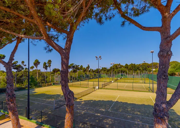 Aluasun Far Menorca Apartahotel 2*