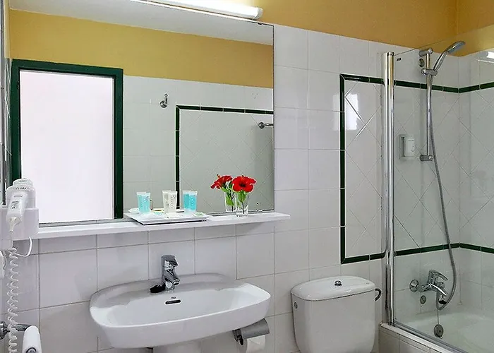 Aluasun Far Menorca 2* S'Algar