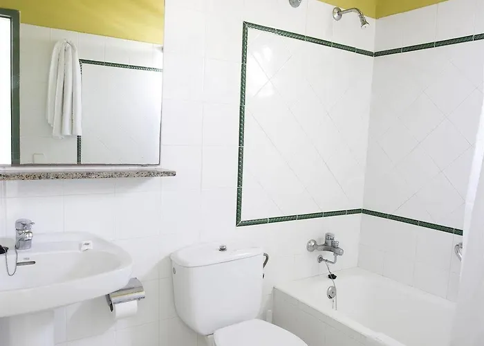 Aluasun Far Menorca Apartahotel S'Algar