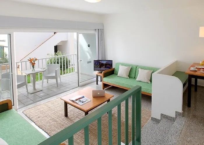 Aluasun Far Menorca Apartahotel 2*